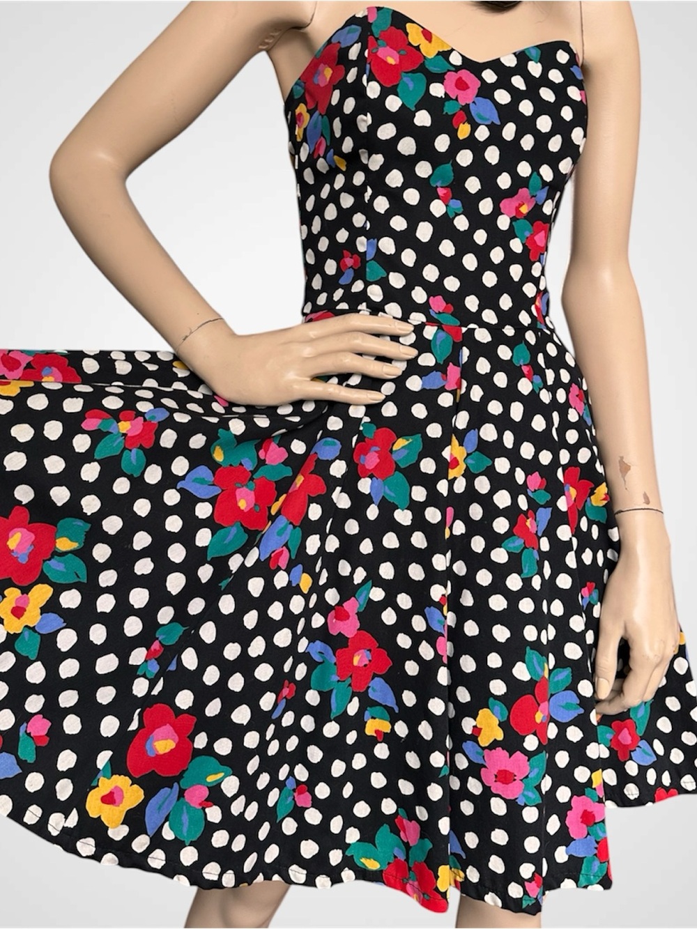 Vintage Le Chateau Polkadot Dress - Picture 3 of 9